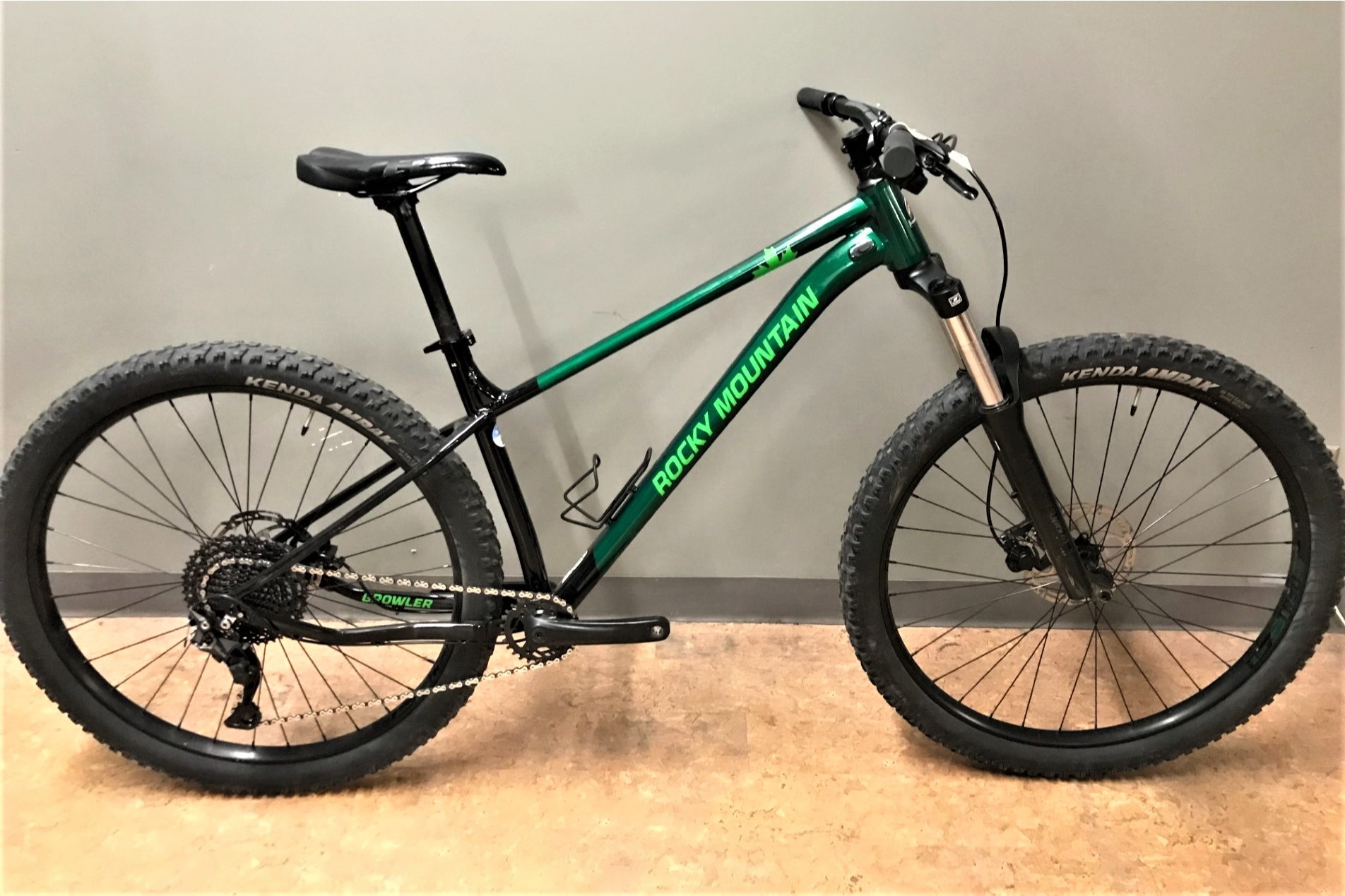 USED 2021 Rocky Mtn Growler 20/large / green