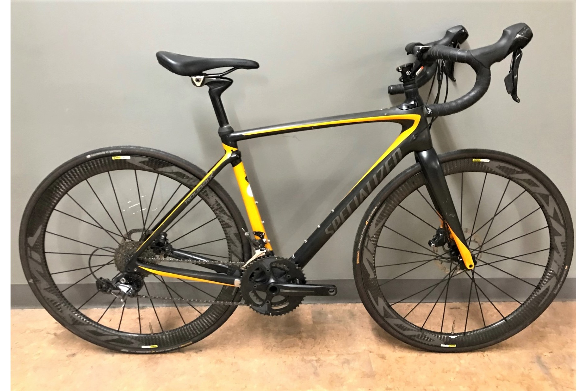 Specialized on sale roubaix black