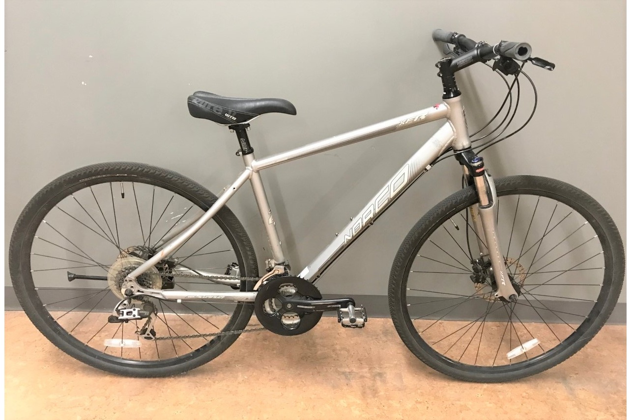 USED Norco XFR hybrid 18"/medium silver