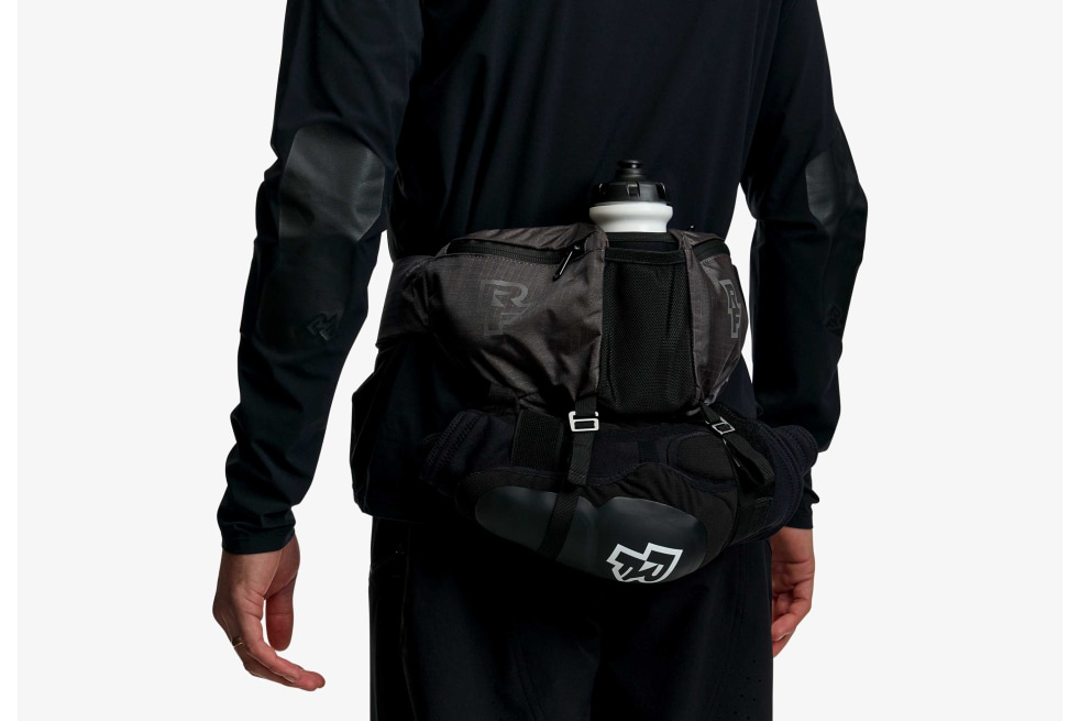 RaceFace Stash Quick Rip Bag Stealth Black OneSize