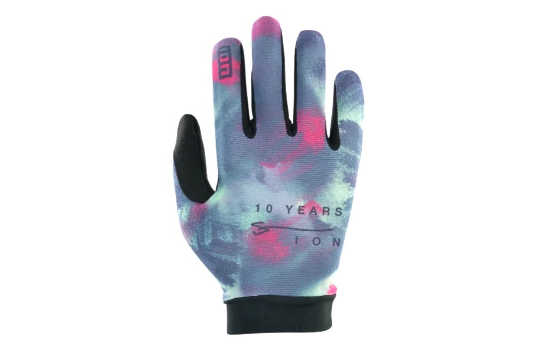 ION Scrub Glove