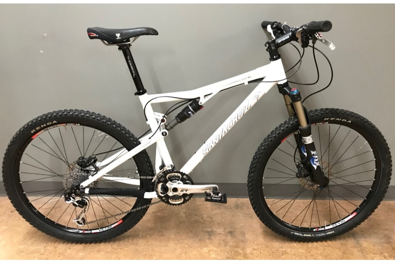 USED Santa Cruz  XC Medium white