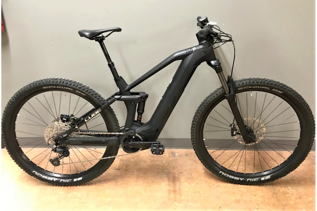 USED Cube Stereo Hybrid E625 Pro 140 Black Medium