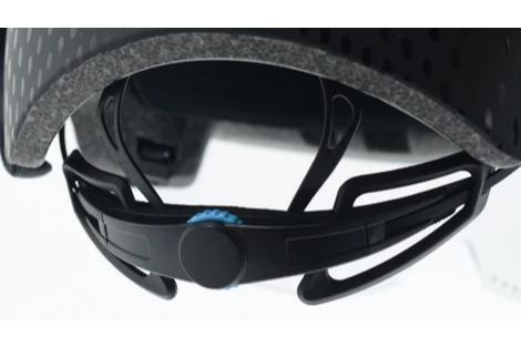 Blivet Koll Helmet Adjustable Micro Stabilization System